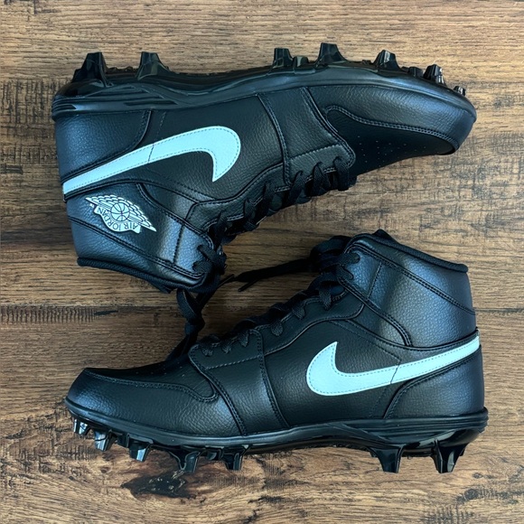 Jordan 1 Mid TD Cleat ‘Black White’ (size mens 13) - Picture 2 of 6